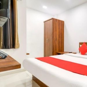 Hotel Apple